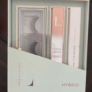 Lola’s magnetic lashes